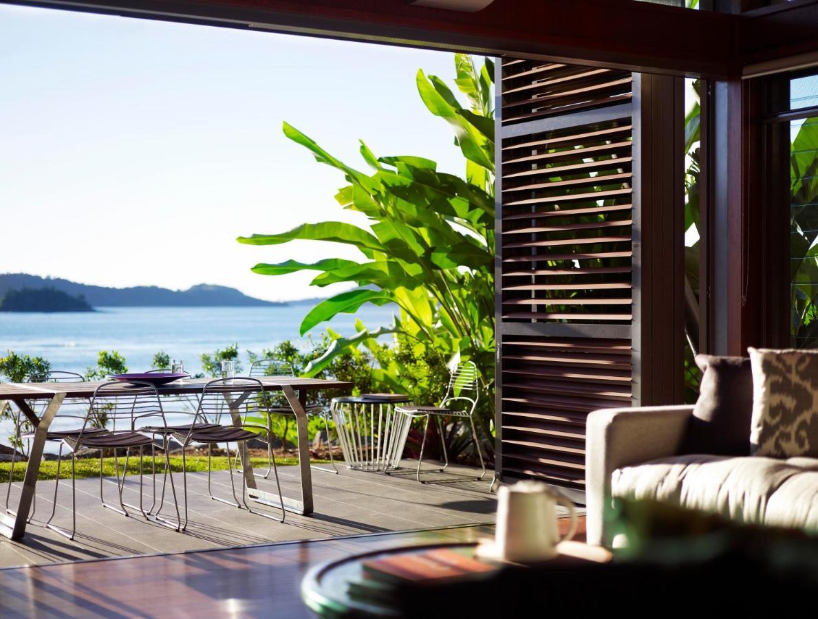 Yacht Club Villas Hamilton Island Exteriör bild